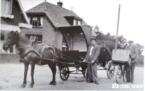 Bakker Jongsma is in het jaar 1948 met zijn knecht Tjeerd Hut